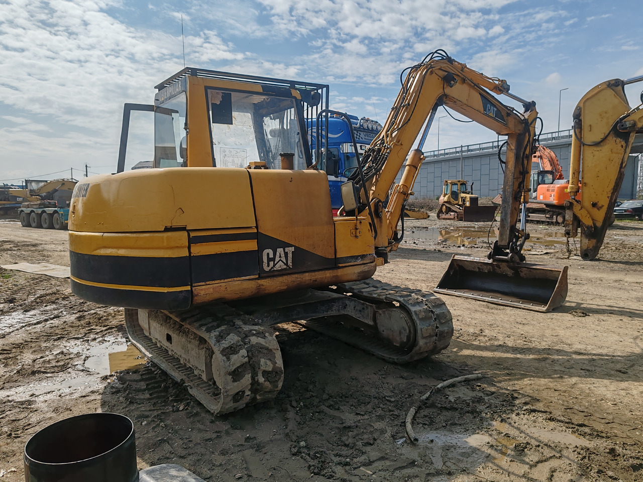 CATERPILLAR 307b - Miniexcavadora: foto 4 CATERPILLAR 307b - Miniexcavadora: foto 4