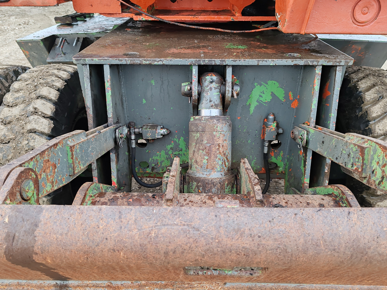 Excavadora de ruedas Case Poclain 61P: foto 10