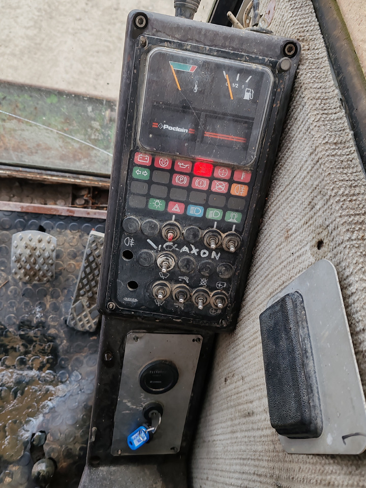 Excavadora de ruedas Case Poclain 61P: foto 12