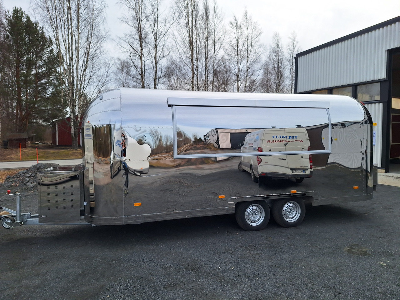 Deli Star Trailer American 6000 - EU Standards - Remolque venta ambulante: foto 3 Deli Star Trailer American 6000 - EU Standards - Remolque venta ambulante: foto 3