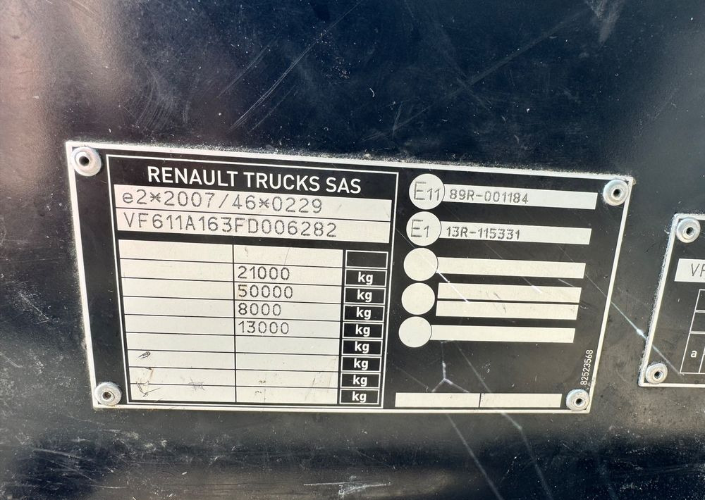 Cabeza tractora Renault T460: foto 9