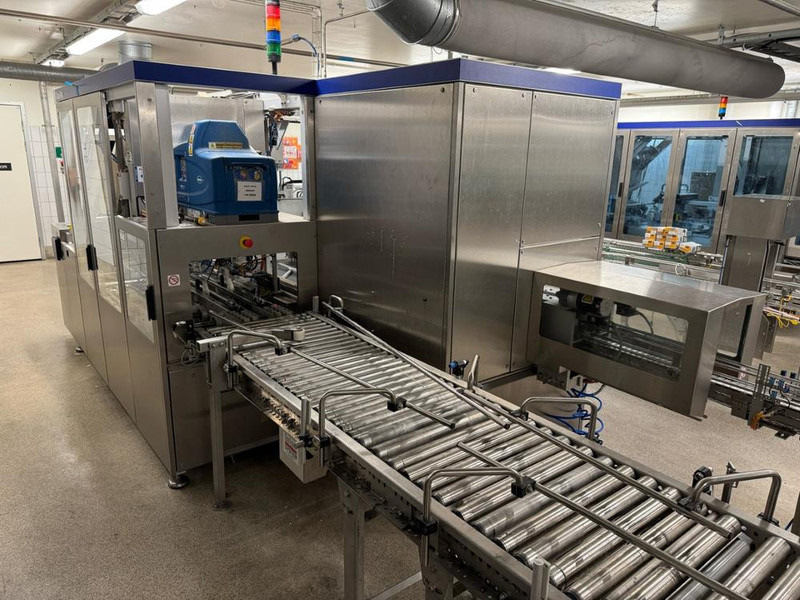 Tetra Pak Cardboard Packer - Maquinaria de embalaje: foto 3 Tetra Pak Cardboard Packer - Maquinaria de embalaje: foto 3