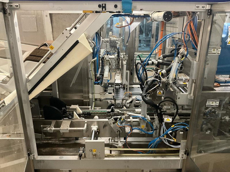 Tetra Pak Cardboard Packer - Maquinaria de embalaje: foto 5 Tetra Pak Cardboard Packer - Maquinaria de embalaje: foto 5