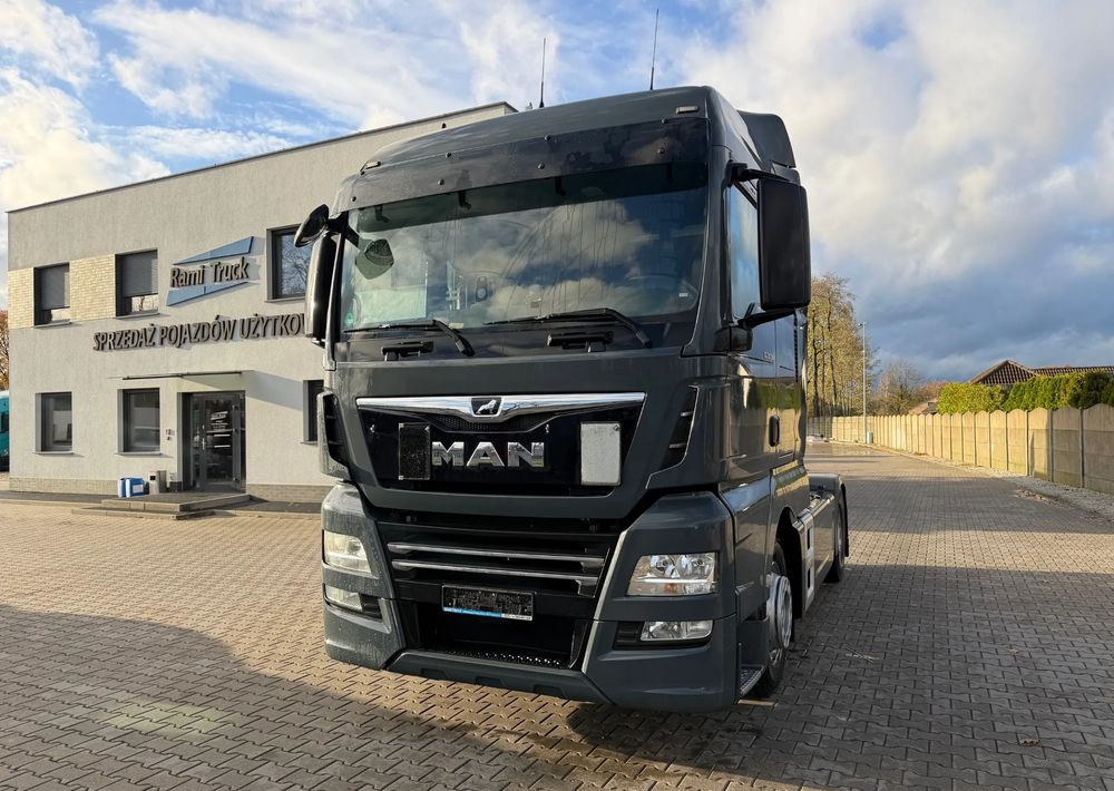MAN TGX XLX 18.500/ RETARDER - Cabeza tractora: foto 1 MAN TGX XLX 18.500/ RETARDER - Cabeza tractora: foto 1
