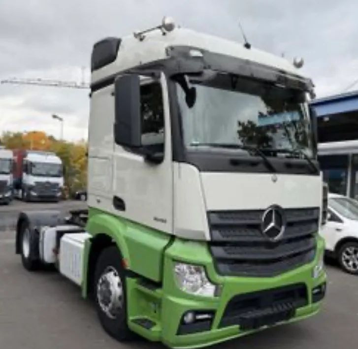 Mercedes-Benz ACTROS 1848 HAD/ 4X4/ HYDRAULIKA - Cabeza tractora: foto 4 Mercedes-Benz ACTROS 1848 HAD/ 4X4/ HYDRAULIKA - Cabeza tractora: foto 4