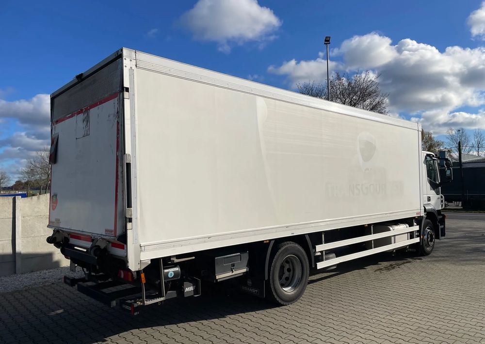 Iveco Stralis EEV 18.310 EURO 5, Chłodnia, PRZEBIEG 262 TYŚ KM!! - Camión frigorífico: foto 5 Iveco Stralis EEV 18.310 EURO 5, Chłodnia, PRZEBIEG 262 TYŚ KM!! - Camión frigorífico: foto 5