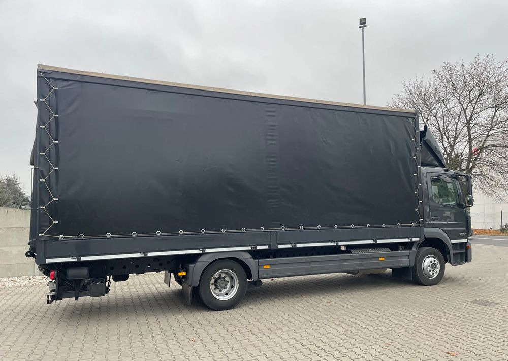 Mercedes-Benz ATEGO 1230 - Camión lona: foto 4 Mercedes-Benz ATEGO 1230 - Camión lona: foto 4