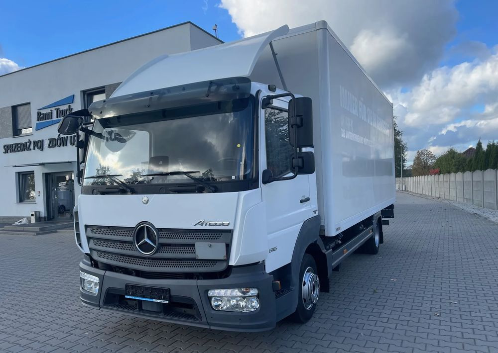 Mercedes-Benz ATEGO 816, 15 euro palet, ładownośc 3,2 tony! - Camión caja cerrada: foto 1 Mercedes-Benz ATEGO 816, 15 euro palet, ładownośc 3,2 tony! - Camión caja cerrada: foto 1