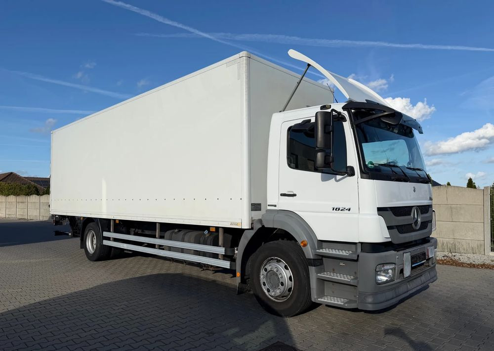 Mercedes-Benz AXOR 1824,  EURO 5,KLIMA, KONTENER 8,5 m! - Camión caja cerrada: foto 4 Mercedes-Benz AXOR 1824,  EURO 5,KLIMA, KONTENER 8,5 m! - Camión caja cerrada: foto 4