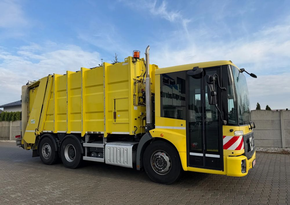 Mercedes-Benz ECONIC 2630, EURO6/ ŚMECIARKA/ ZOELLER/ DELTA - Camión de basura: foto 3 Mercedes-Benz ECONIC 2630, EURO6/ ŚMECIARKA/ ZOELLER/ DELTA - Camión de basura: foto 3