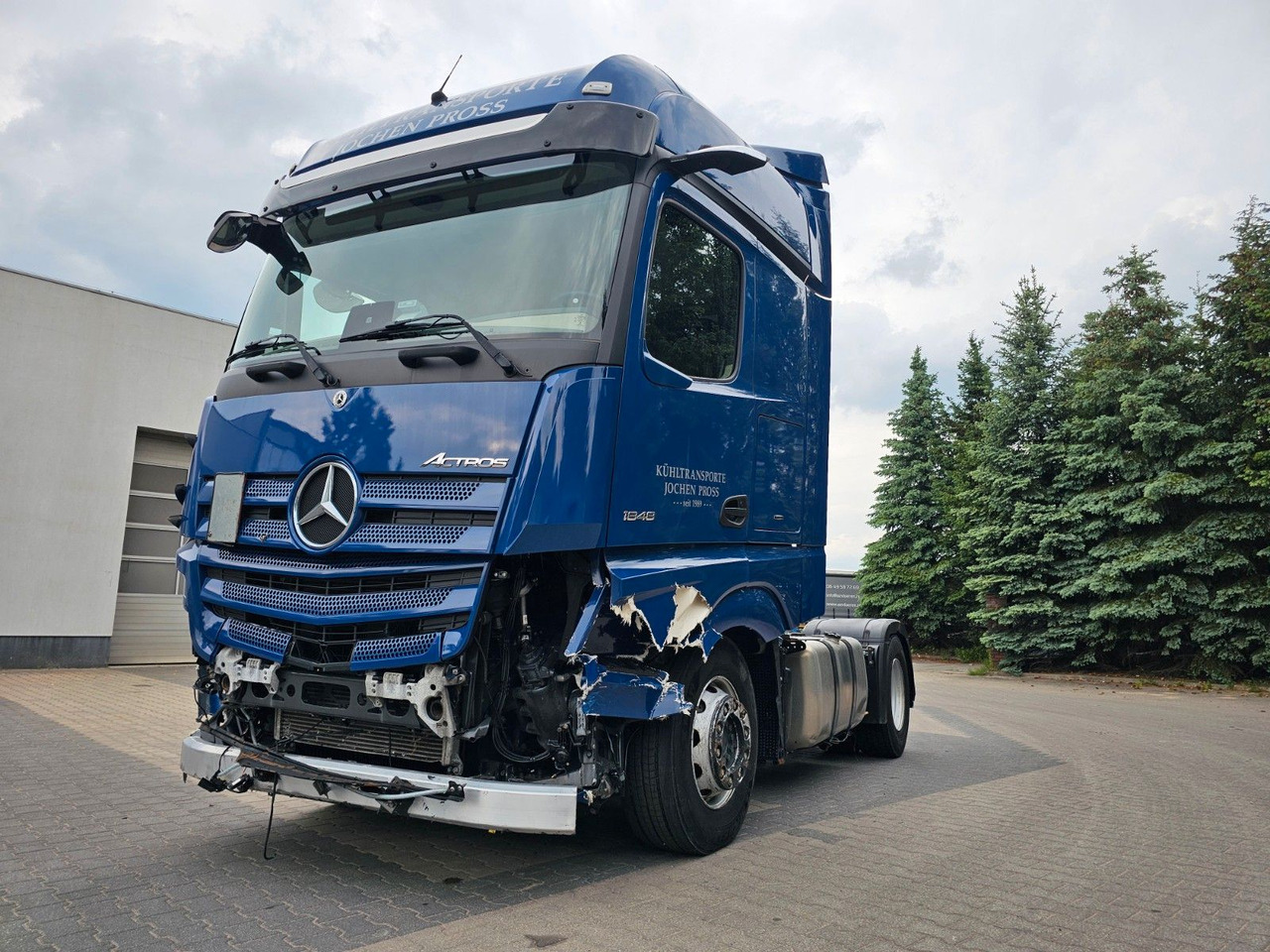 Mercedes-Benz ACTROS 5 1848 Bigspace Standklima Top ausstatt. - Cabeza tractora: foto 1 Mercedes-Benz ACTROS 5 1848 Bigspace Standklima Top ausstatt. - Cabeza tractora: foto 1