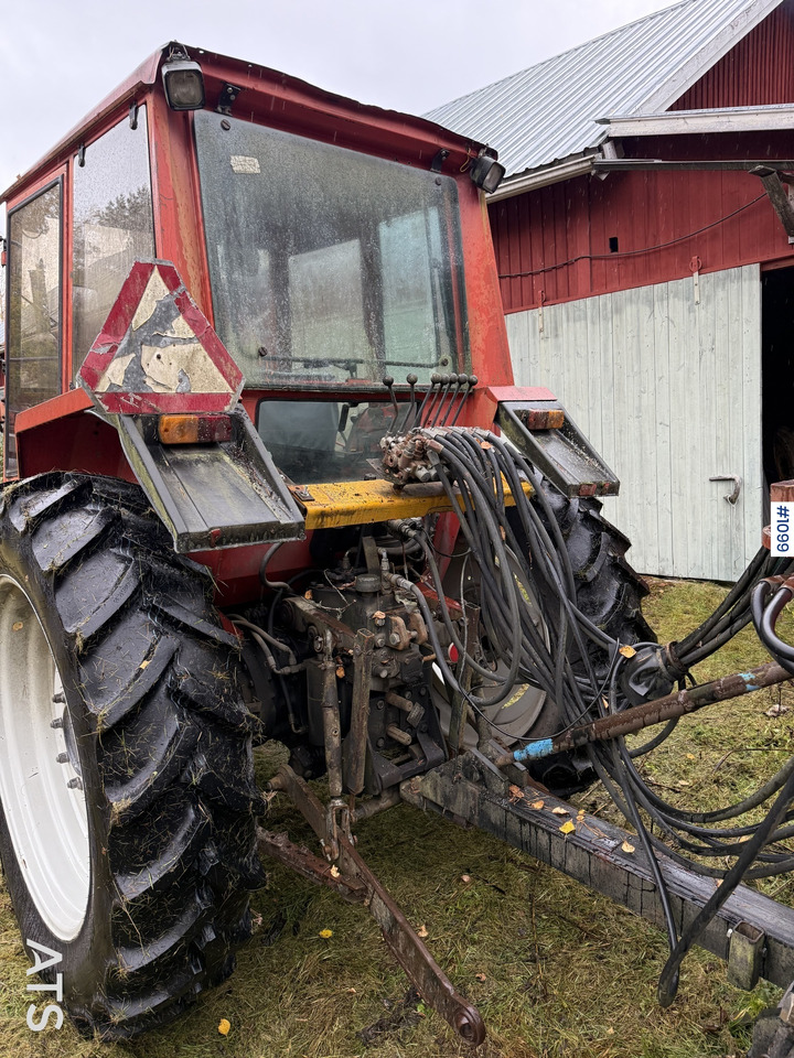 Valmet 505 Tractor and forestry trailer - Tractor, Remolque forestal: foto 3 Valmet 505 Tractor and forestry trailer - Tractor, Remolque forestal: foto 3