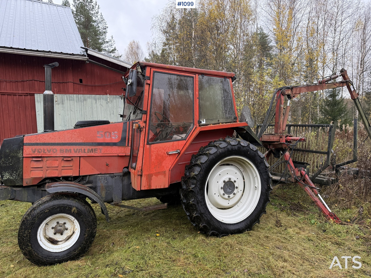 Valmet 505 Tractor and forestry trailer - Tractor, Remolque forestal: foto 2 Valmet 505 Tractor and forestry trailer - Tractor, Remolque forestal: foto 2