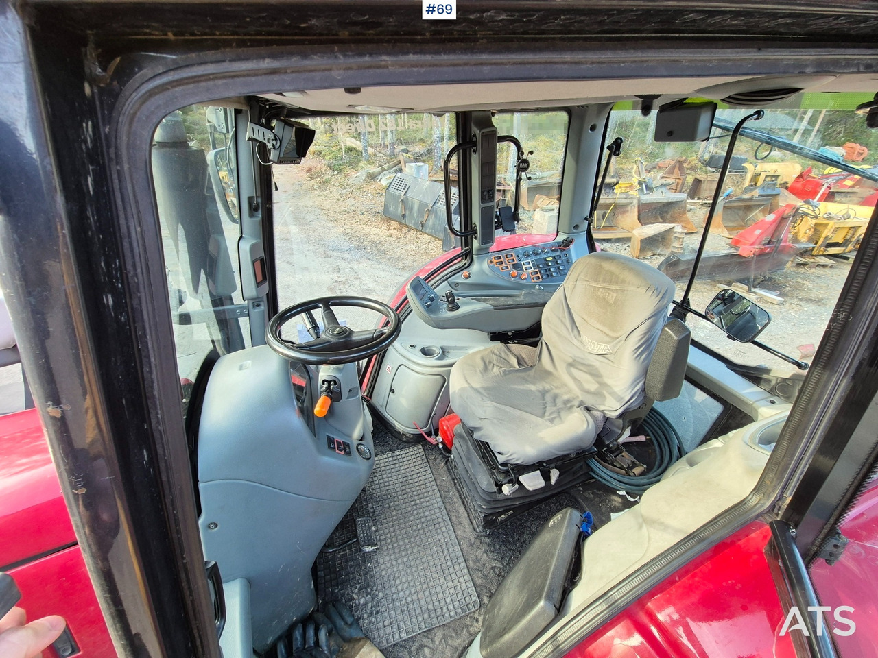 Tractor Valtra T182: foto 15 Tractor Valtra T182: foto 15