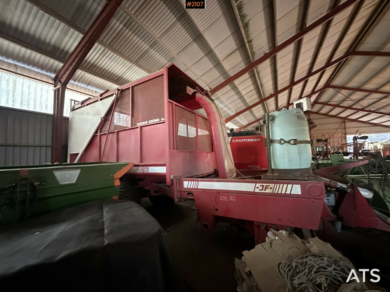 Forage Wagon JF ES2500 M - Maquinaria de henificación: foto 2 Forage Wagon JF ES2500 M - Maquinaria de henificación: foto 2