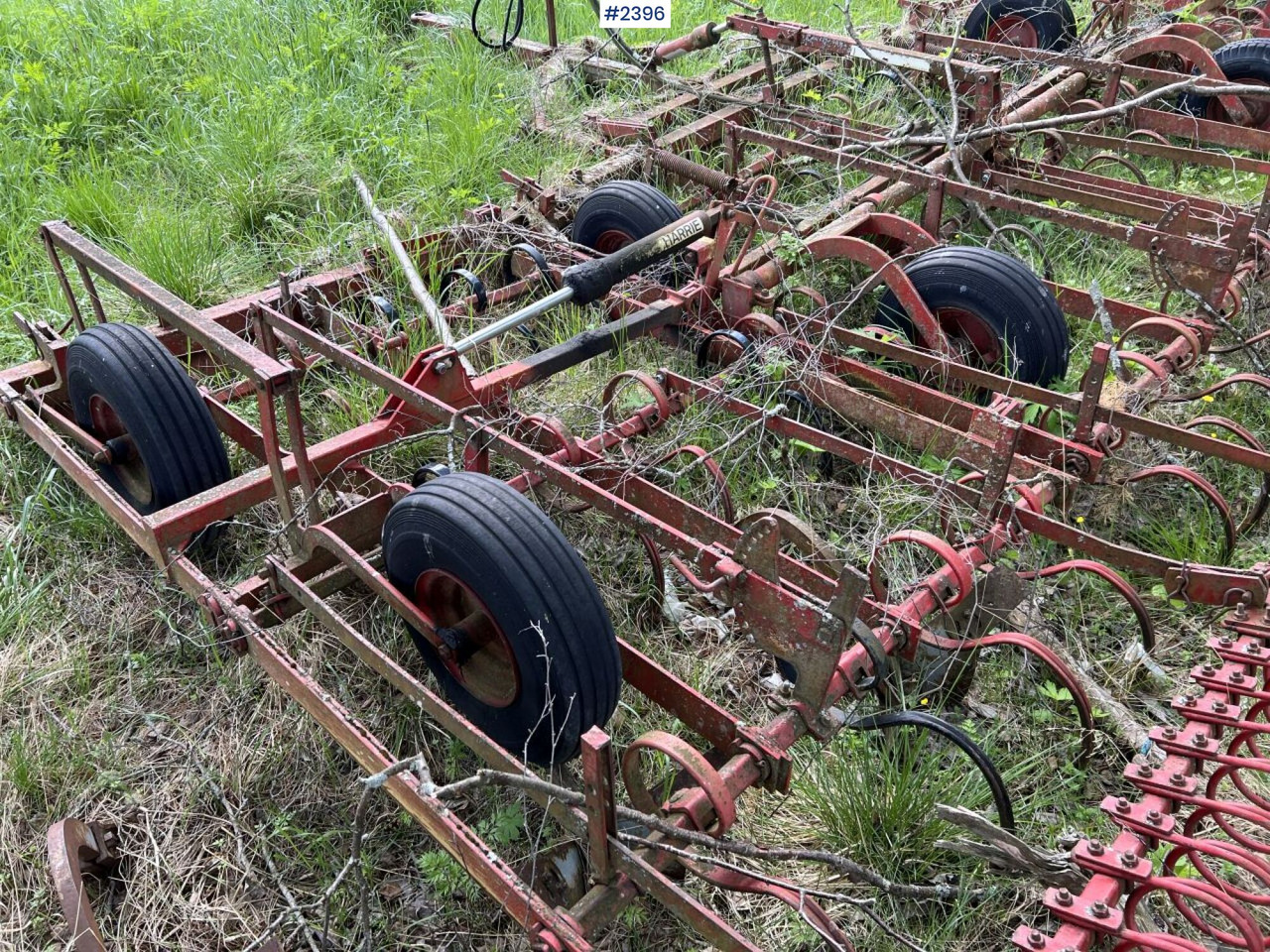 Hydraulic harrow LILLA HARRIE HJH610-3 - Equipo para trabajo del suelo: foto 5 Hydraulic harrow LILLA HARRIE HJH610-3 - Equipo para trabajo del suelo: foto 5