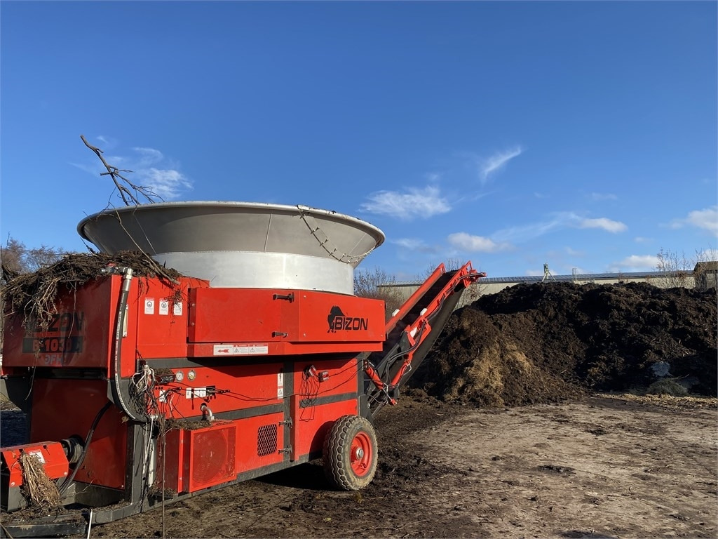 Bizon B-1030 Kompost Schredder Biomasse Mist Compost shr - Empajadora: foto 1 Bizon B-1030 Kompost Schredder Biomasse Mist Compost shr - Empajadora: foto 1