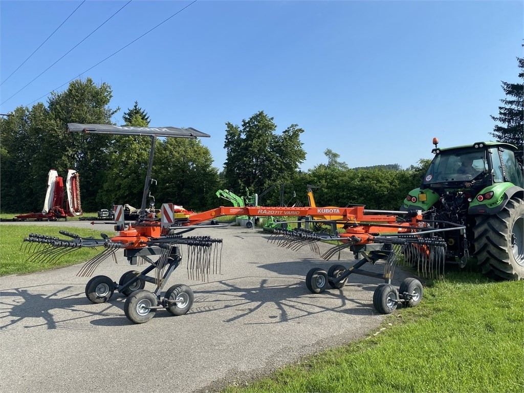Kubota Kverneland RA 2071 T - Henificadora: foto 1 Kubota Kverneland RA 2071 T - Henificadora: foto 1