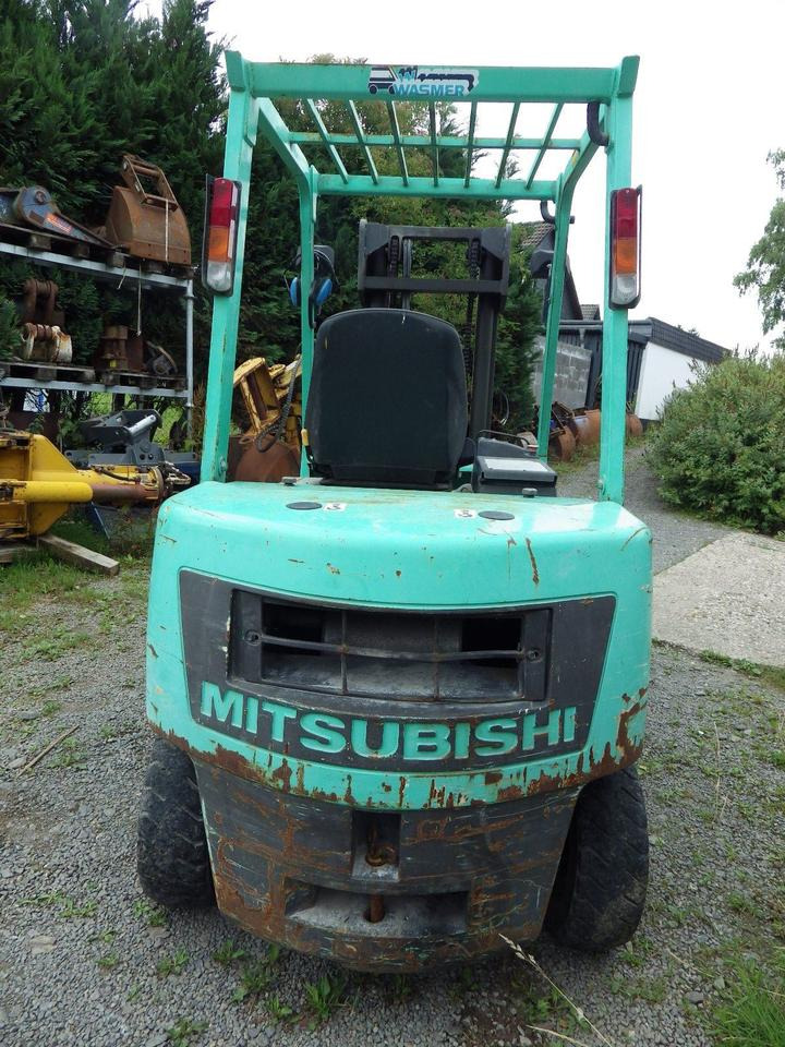 Mitsubishi FD25 Diesel Zinkenverstellgerät - Carretilla elevadora diésel: foto 5 Mitsubishi FD25 Diesel Zinkenverstellgerät - Carretilla elevadora diésel: foto 5