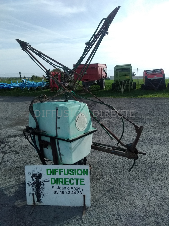BERTHOUD PULVERISATEUR PO DS 4 - Pulverizador: foto 1 BERTHOUD PULVERISATEUR PO DS 4 - Pulverizador: foto 1