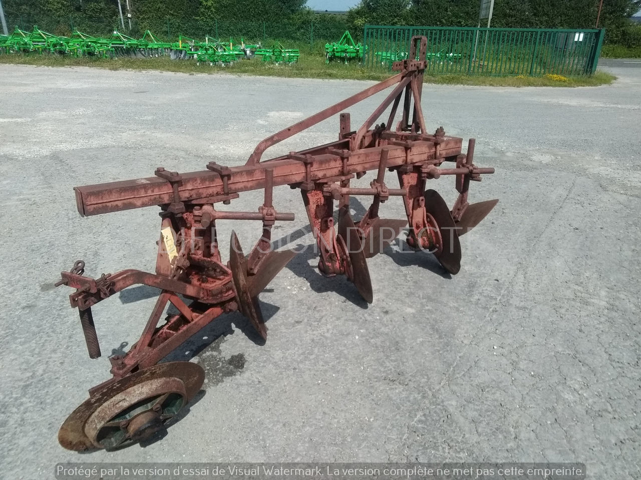 CAVEL CHARRUE A DISQUES 3 D - Arado: foto 2 CAVEL CHARRUE A DISQUES 3 D - Arado: foto 2
