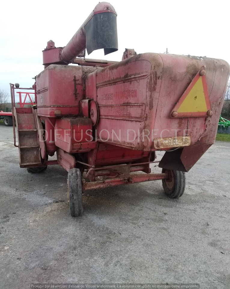 MASSEY FERGUSON MOISSONNEUSE BATTEUSE 500 - Cosechadora: foto 4 MASSEY FERGUSON MOISSONNEUSE BATTEUSE 500 - Cosechadora: foto 4