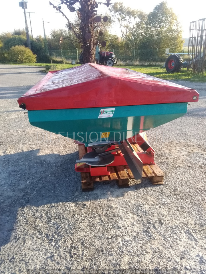 SULKY DISTRIBUTEUR D'ENGRAIS DPX PRIMA - Esparcidor de fertilizantes: foto 2 SULKY DISTRIBUTEUR D'ENGRAIS DPX PRIMA - Esparcidor de fertilizantes: foto 2