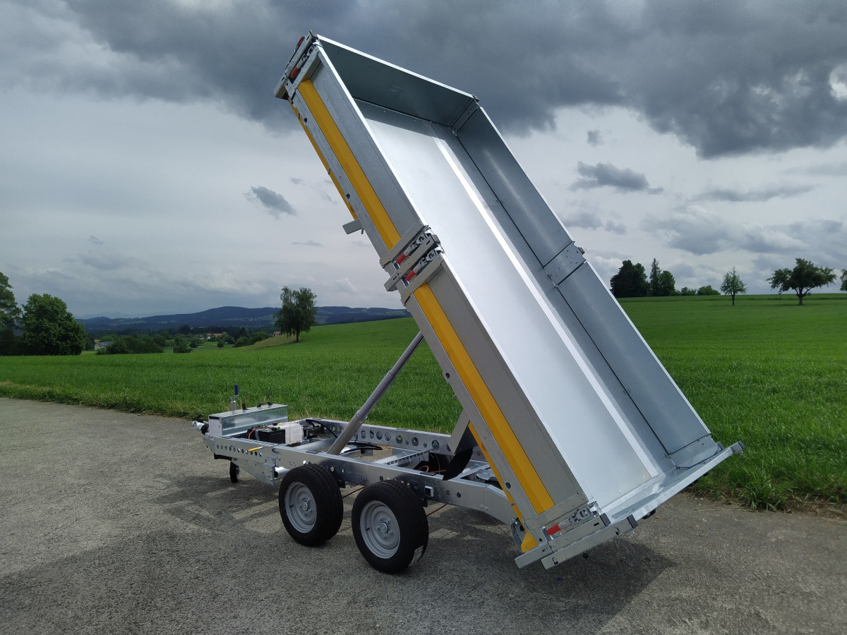 BRIAN JAMES TRAILERS Tipper 526 3.10x1.60 - Remolque de coche: foto 1 BRIAN JAMES TRAILERS Tipper 526 3.10x1.60 - Remolque de coche: foto 1