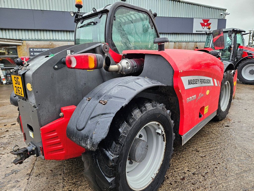 2016 MF 9305 Telescopic handler - Manipulador telescópico: foto 4 2016 MF 9305 Telescopic handler - Manipulador telescópico: foto 4