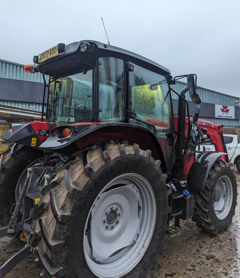 2022 Massey Ferguson 5712M c/w Loader, As New - Tractor: foto 3 2022 Massey Ferguson 5712M c/w Loader, As New - Tractor: foto 3