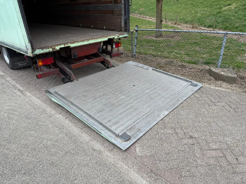 Iveco EuroCargo 75 Bakwagen -Manual-lift- Low KM - Camión caja cerrada: foto 4 Iveco EuroCargo 75 Bakwagen -Manual-lift- Low KM - Camión caja cerrada: foto 4