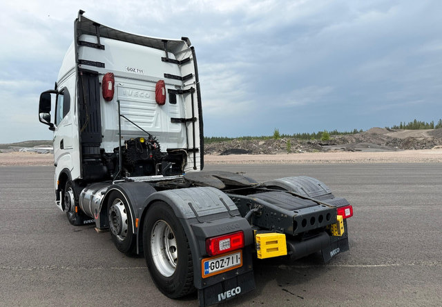 IvecoS-Way 460 LNG 6x2 - Cabeza tractora: foto 3 IvecoS-Way 460 LNG 6x2 - Cabeza tractora: foto 3