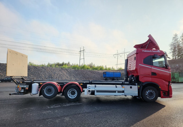 Iveco S-Way 6x2 LNG / LBG - Camión chasis: foto 5 Iveco S-Way 6x2 LNG / LBG - Camión chasis: foto 5