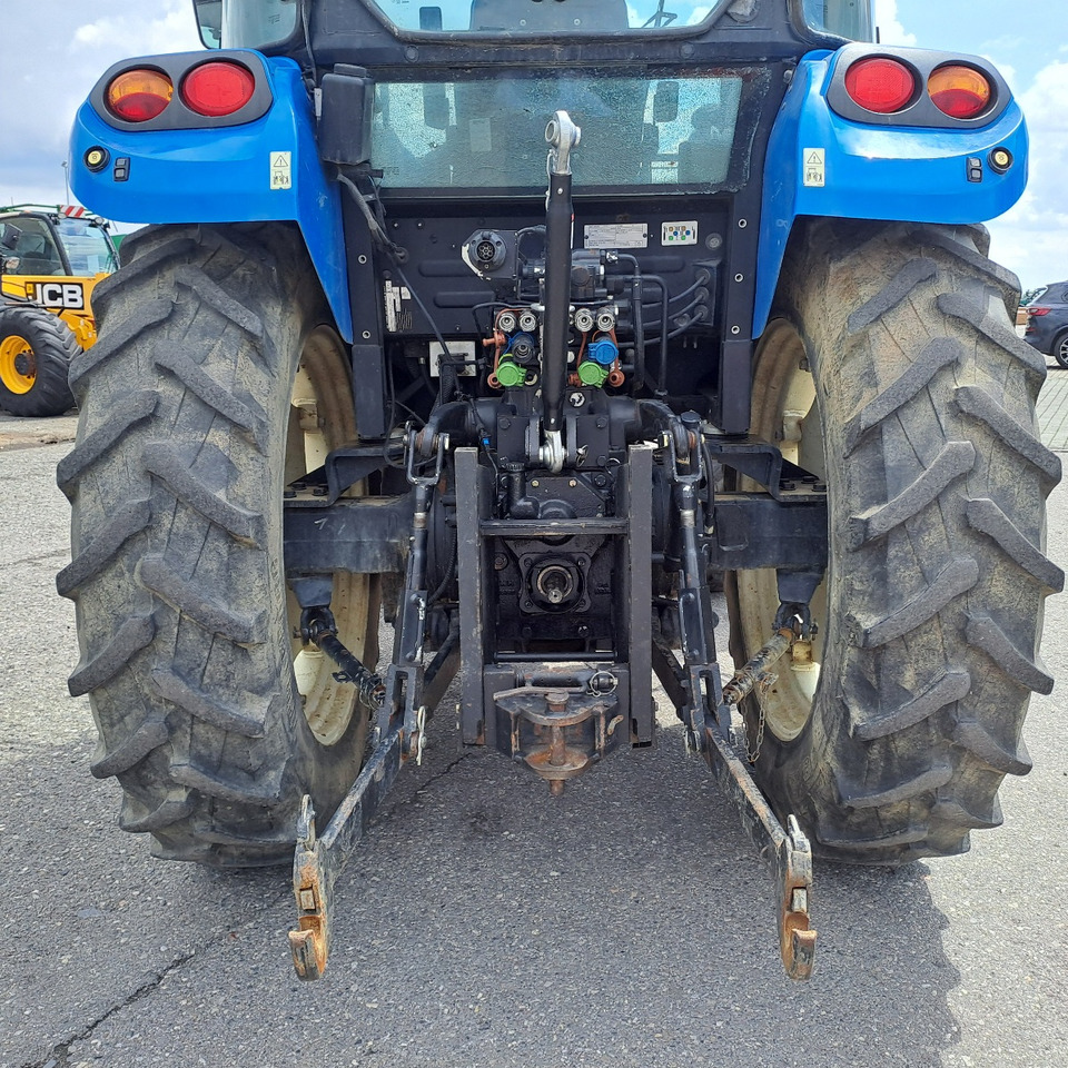 NEW HOLLAND T4.95 - Tractor: foto 4 NEW HOLLAND T4.95 - Tractor: foto 4