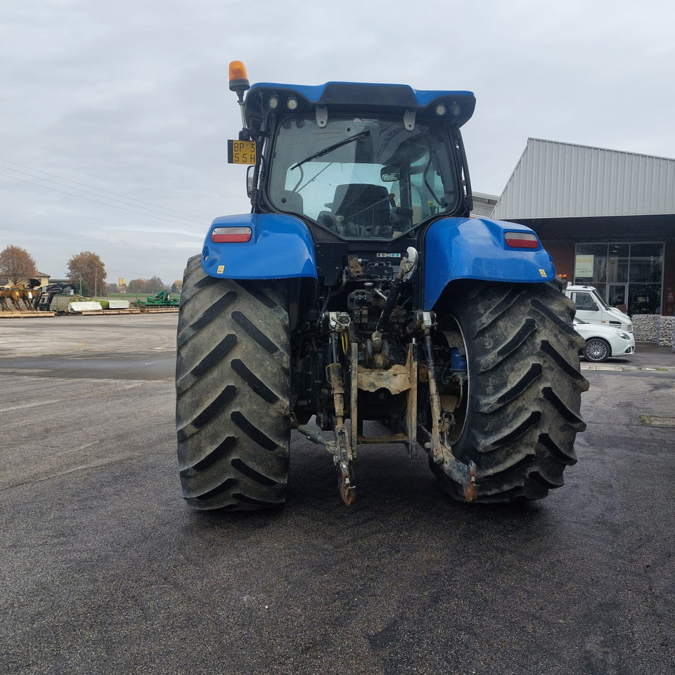 NEW HOLLAND T7 260 - Tractor: foto 2 NEW HOLLAND T7 260 - Tractor: foto 2