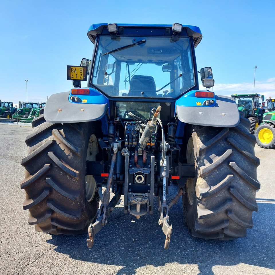 NEW HOLLAND TM 190 - Tractor: foto 3 NEW HOLLAND TM 190 - Tractor: foto 3