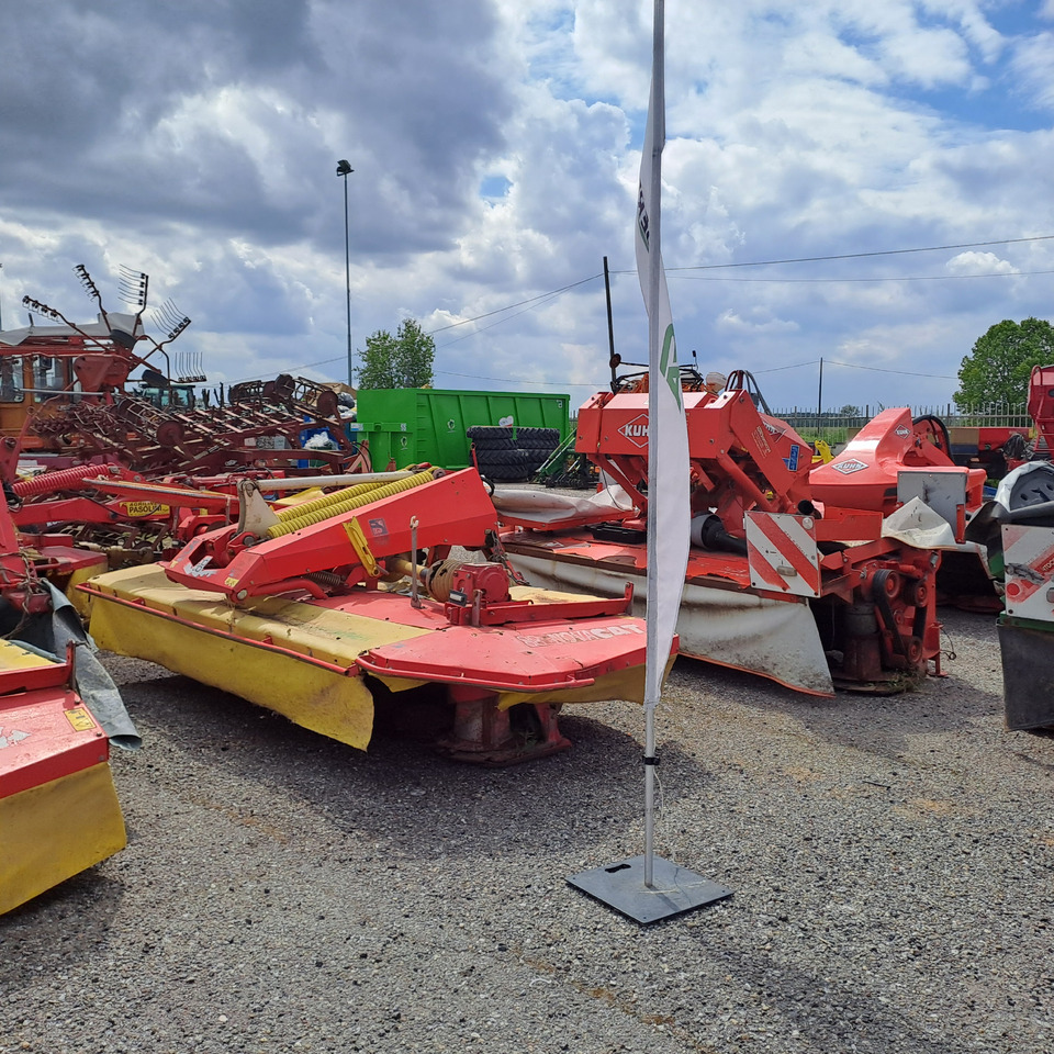 POTTINGER NOVA CAT ALPHA MOTION 306 - Segadora: foto 1 POTTINGER NOVA CAT ALPHA MOTION 306 - Segadora: foto 1