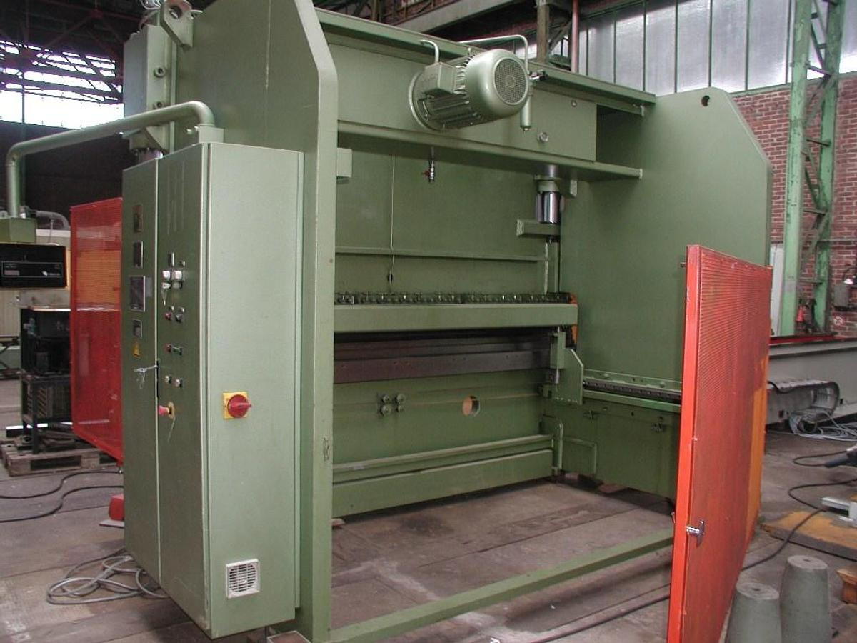 CNC-Abkantpresse EHT - Prensa plegadora: foto 4 CNC-Abkantpresse EHT - Prensa plegadora: foto 4