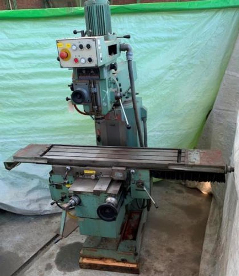 Mehrzweckfräsmaschine TOS - Fresadora: foto 1 Mehrzweckfräsmaschine TOS - Fresadora: foto 1