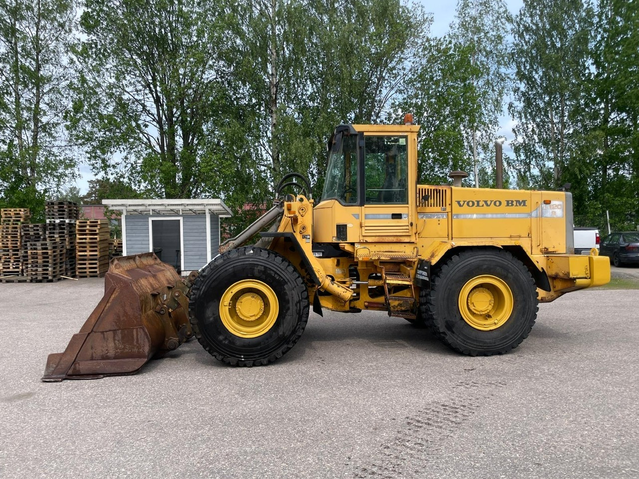 Volvo L120B - Cargadora de ruedas: foto 1 Volvo L120B - Cargadora de ruedas: foto 1