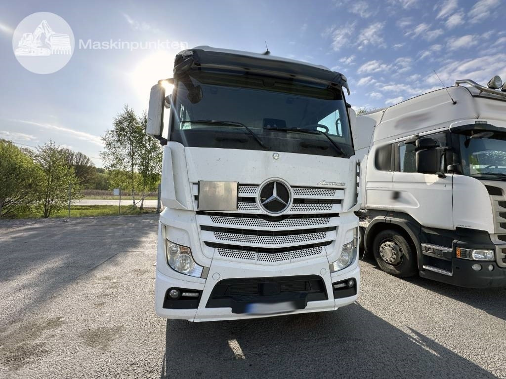 Mercedes-Benz Actros 2545 - Cabeza tractora: foto 3 Mercedes-Benz Actros 2545 - Cabeza tractora: foto 3