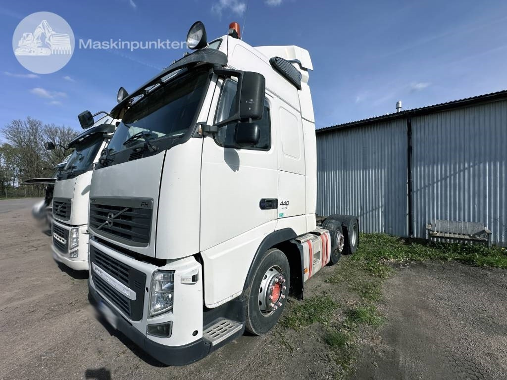 Volvo FH 440 Puscher - Cabeza tractora: foto 2 Volvo FH 440 Puscher - Cabeza tractora: foto 2