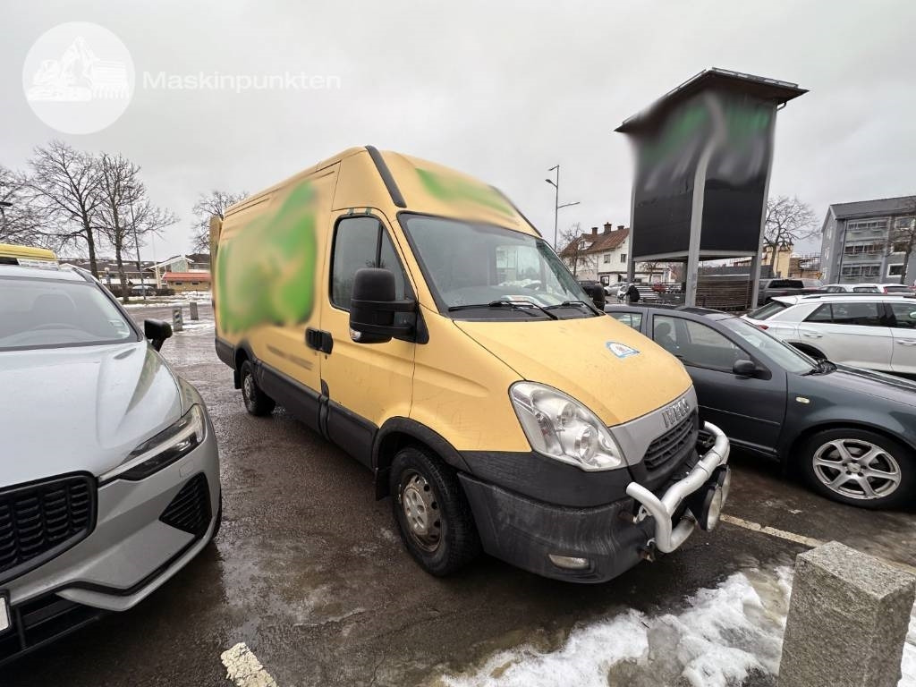 Iveco Daily 35 S13 V - Furgón: foto 2 Iveco Daily 35 S13 V - Furgón: foto 2