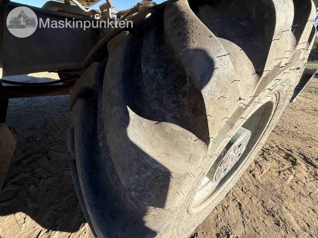 Leasing de Komatsu PW 160  Komatsu PW 160: foto 19