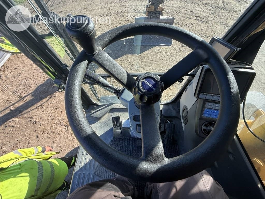 Leasing de Komatsu PW 160  Komatsu PW 160: foto 49