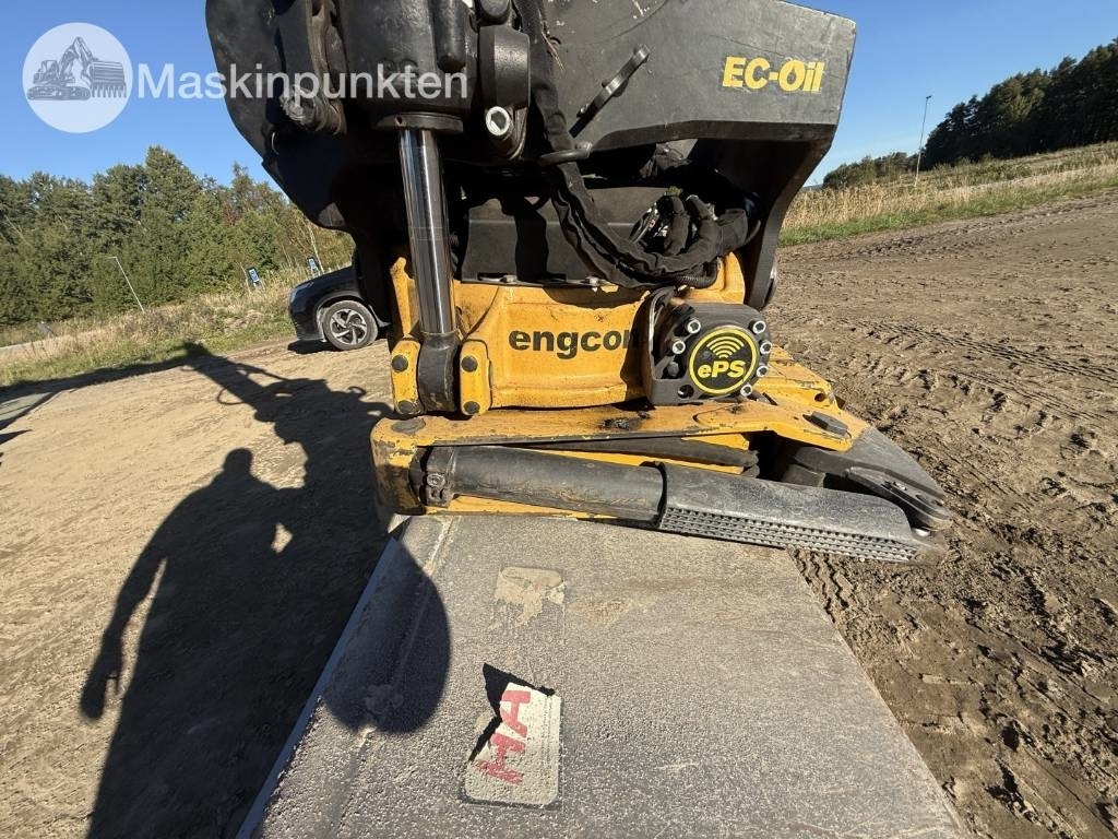 Leasing de Komatsu PW 160  Komatsu PW 160: foto 21