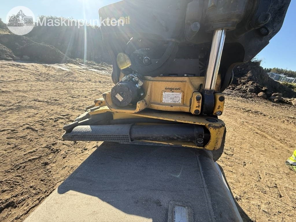 Leasing de Komatsu PW 160  Komatsu PW 160: foto 23