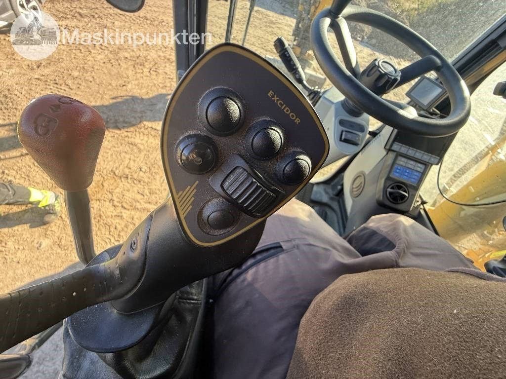 Leasing de Komatsu PW 160  Komatsu PW 160: foto 43