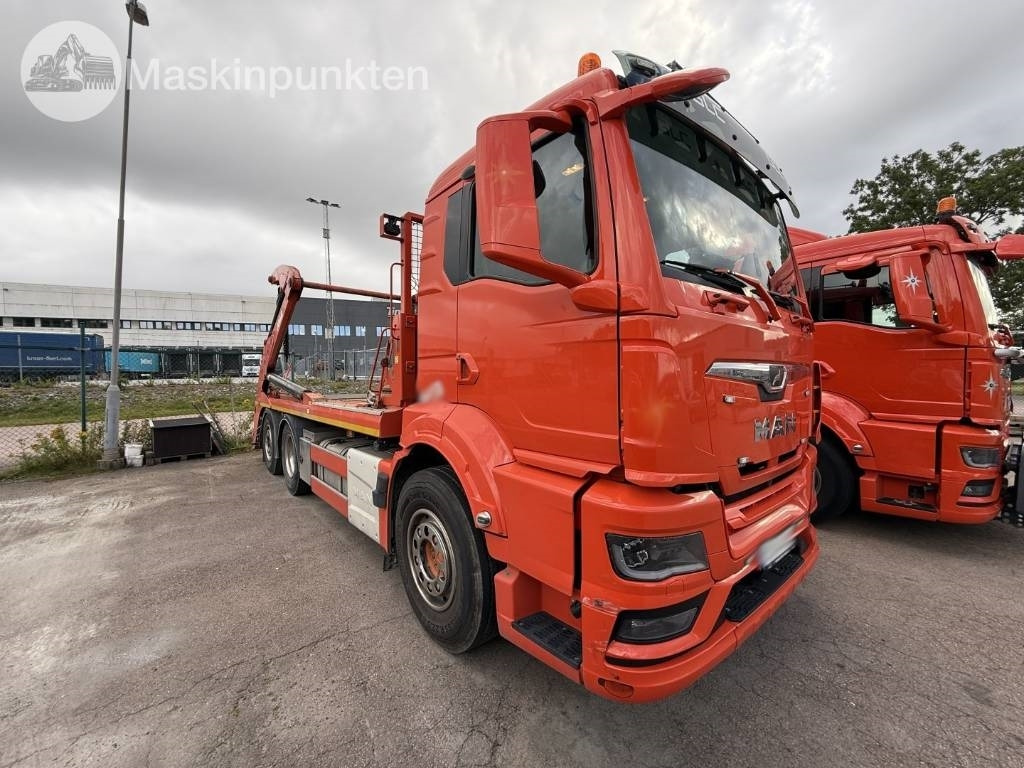 MAN TGS 26.360 - Camión portacontenedor de cadenas: foto 3 MAN TGS 26.360 - Camión portacontenedor de cadenas: foto 3