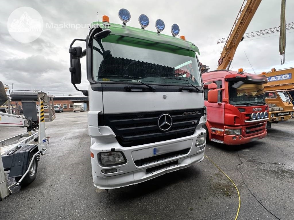 Mercedes-Benz 2651 L 8X4 Junjin jxzr42-5.16hp - Camión hormigonera: foto 3 Mercedes-Benz 2651 L 8X4 Junjin jxzr42-5.16hp - Camión hormigonera: foto 3